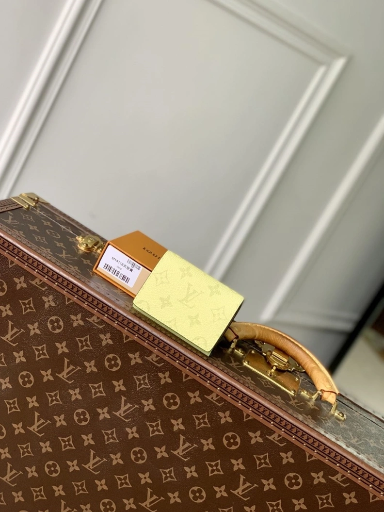 WellDesigned LX Wallets 754