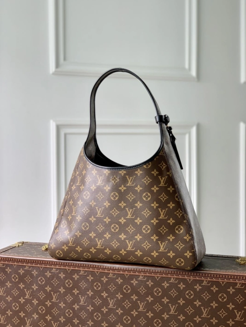 Affordable LX Top Handle Bags 857