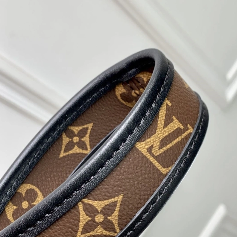 Affordable LX Top Handle Bags 857
