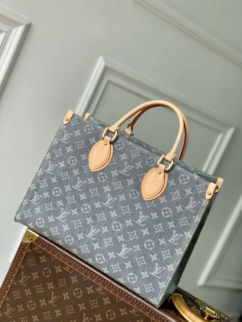 Comfortable LX Top Handle Bags 837