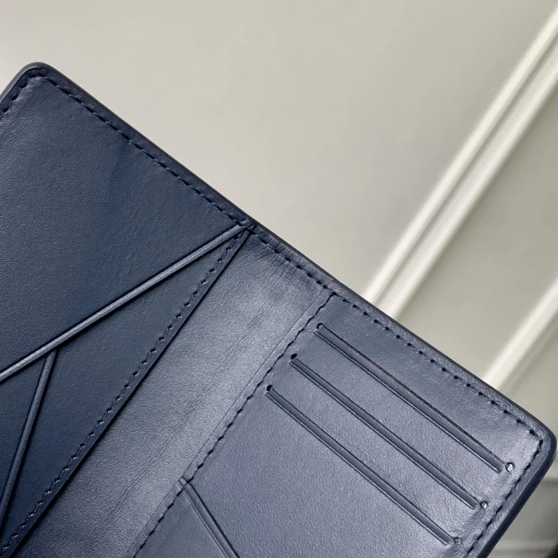 Trendy LX Wallets 755