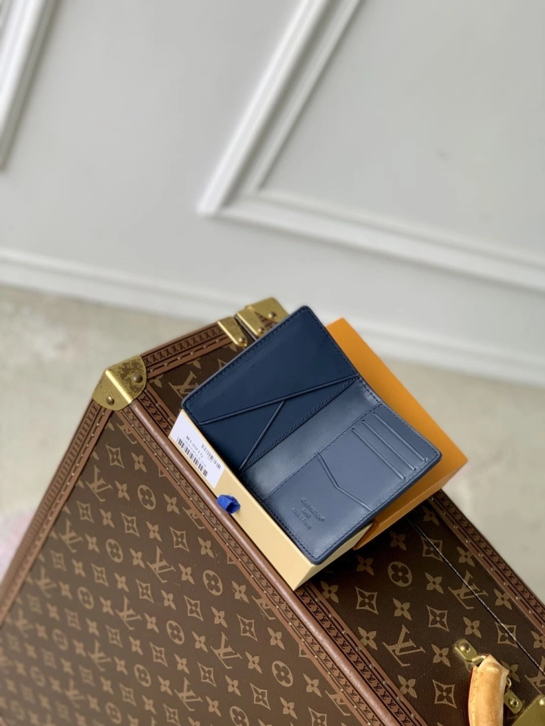 Trendy LX Wallets 755