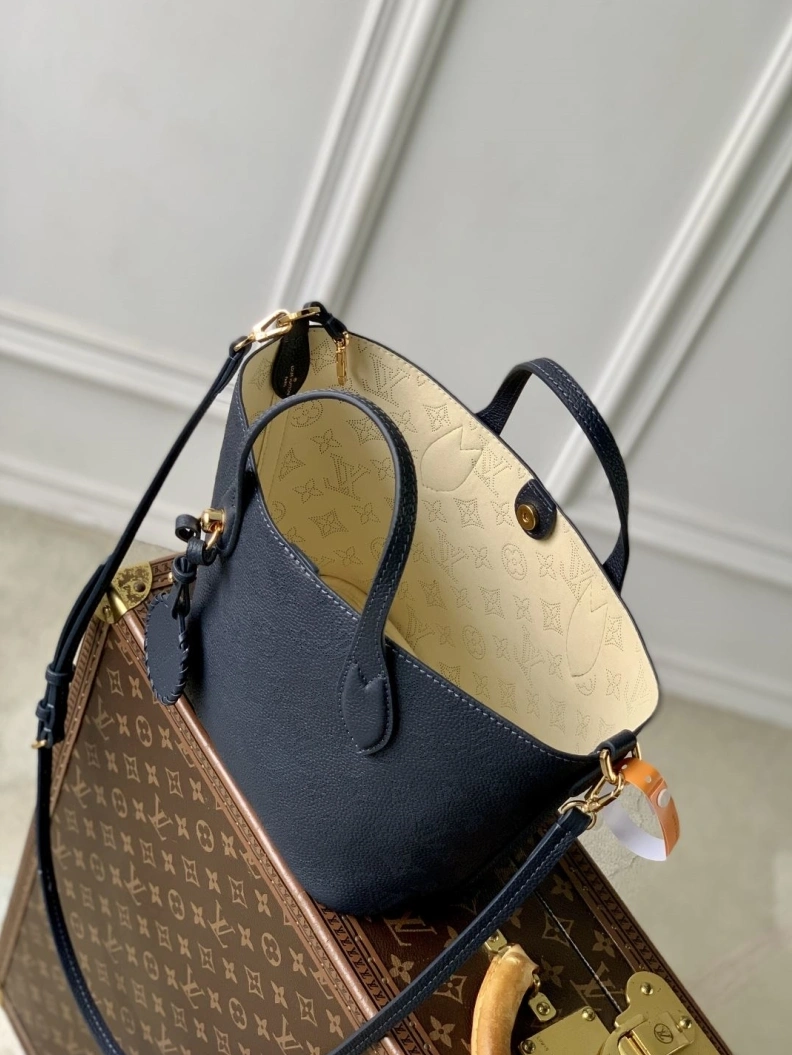 Versatile LX Shopping Bags 906