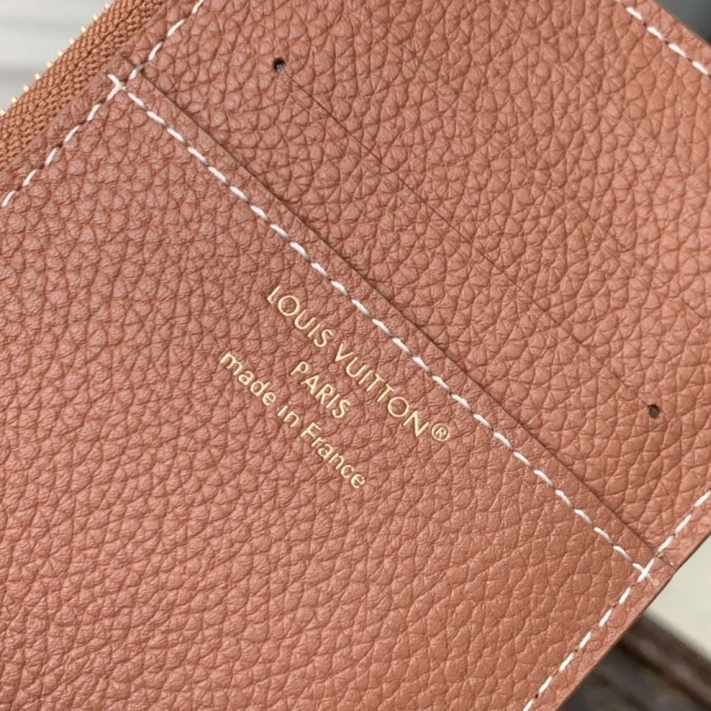 LX Wallets Comfortable 831