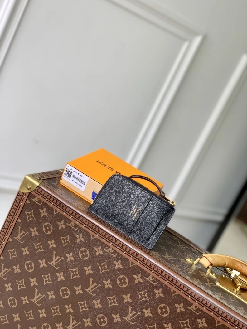 Cozy LX Wallets 751