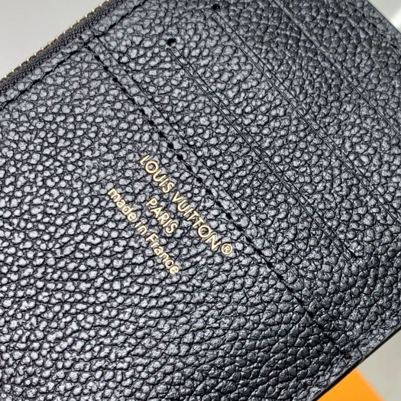 Cozy LX Wallets 751