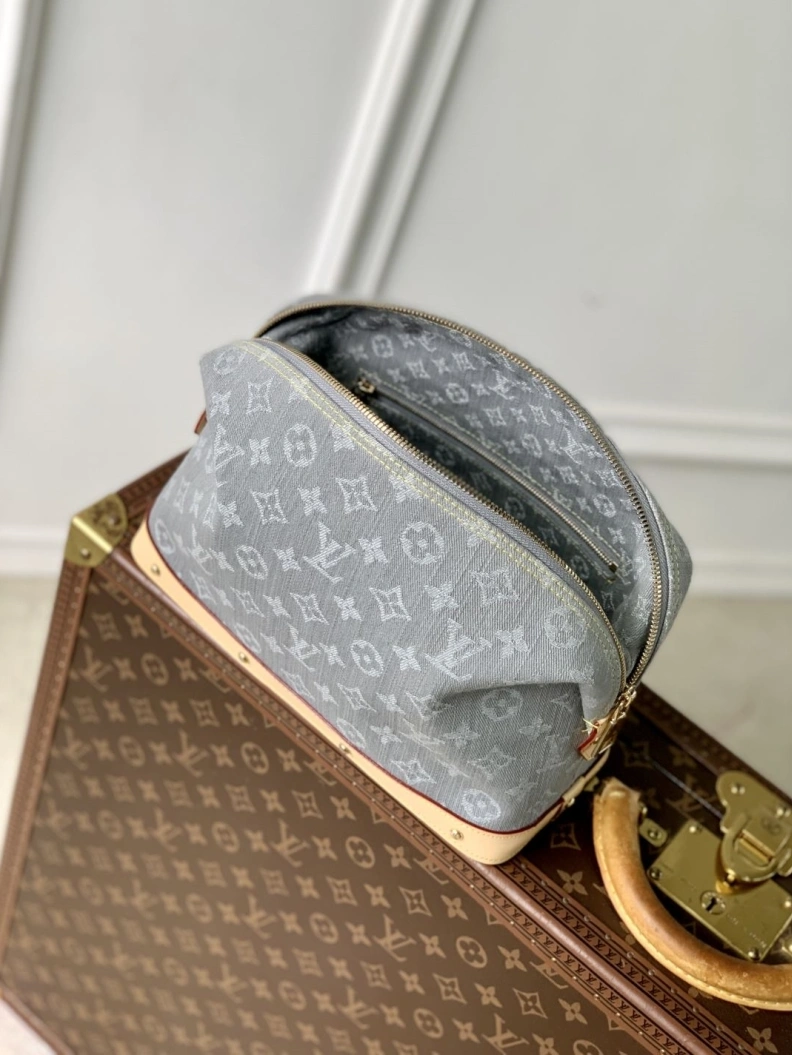 GoAnywhere LX Cosmetic Bags 995