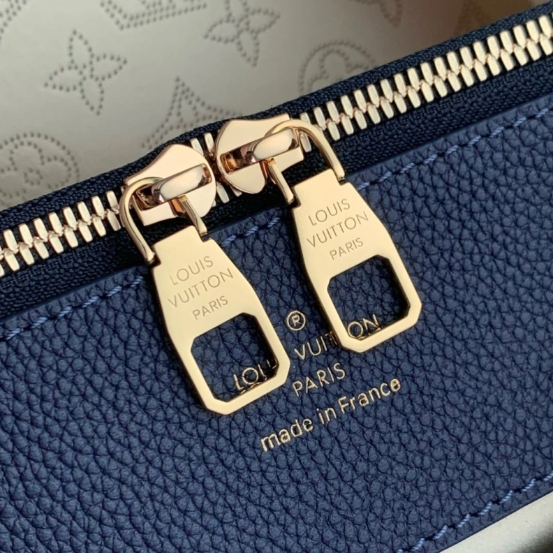 Vibrant LX Top Handle Bags 844