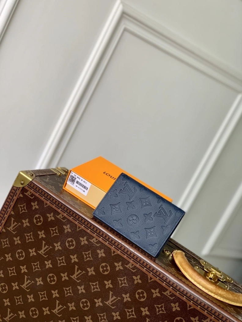 LX Wallets Refined 748