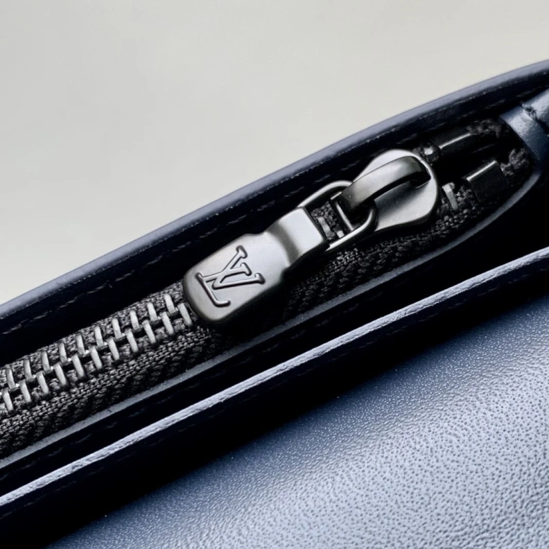 Popular LX Wallets 744