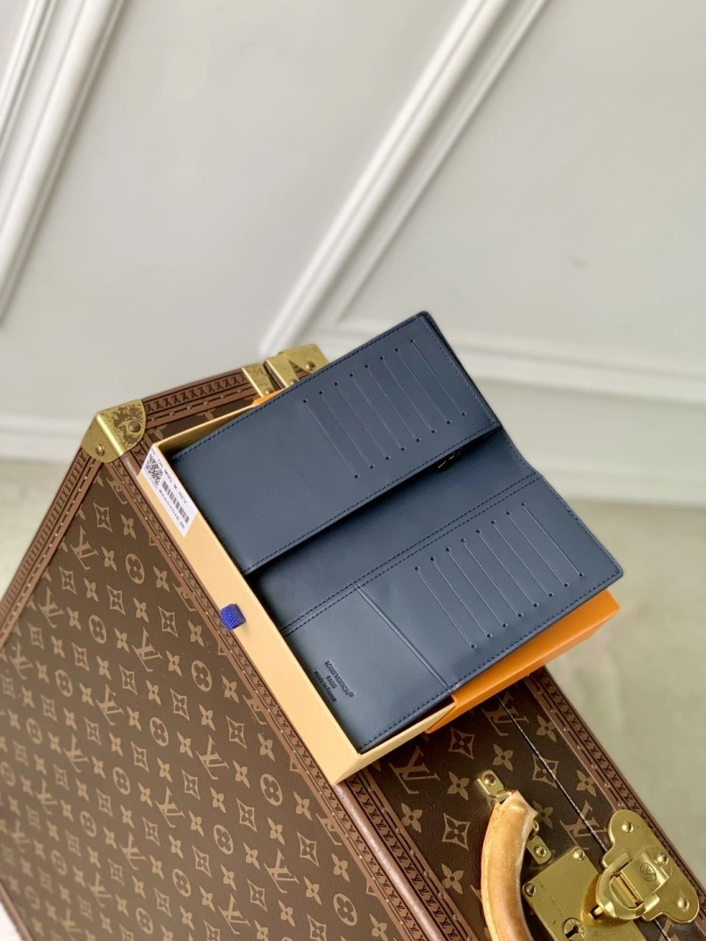 Popular LX Wallets 744