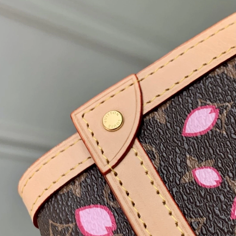 Soft LX Wallets 746
