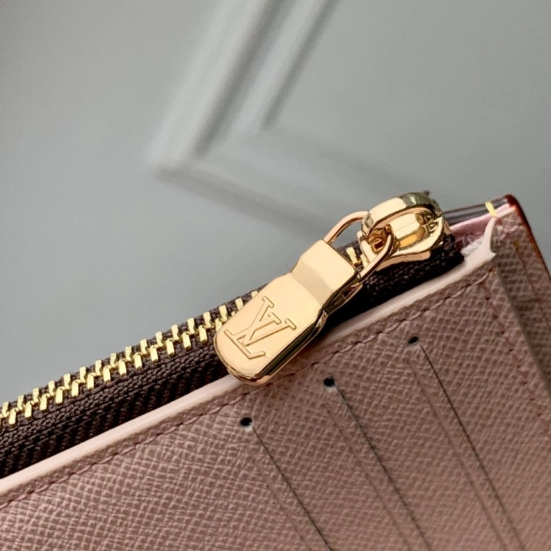 Soft LX Wallets 746