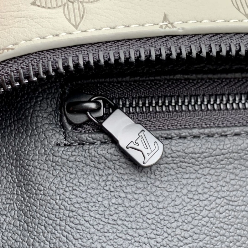 AllSeason LX Cosmetic Bags 972
