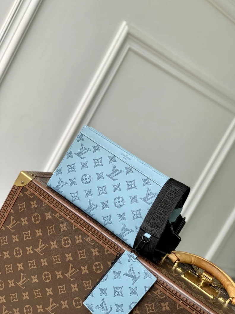 LX Clutch Bags Sleek 1045