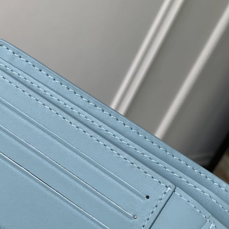 LX Wallets Bright 809