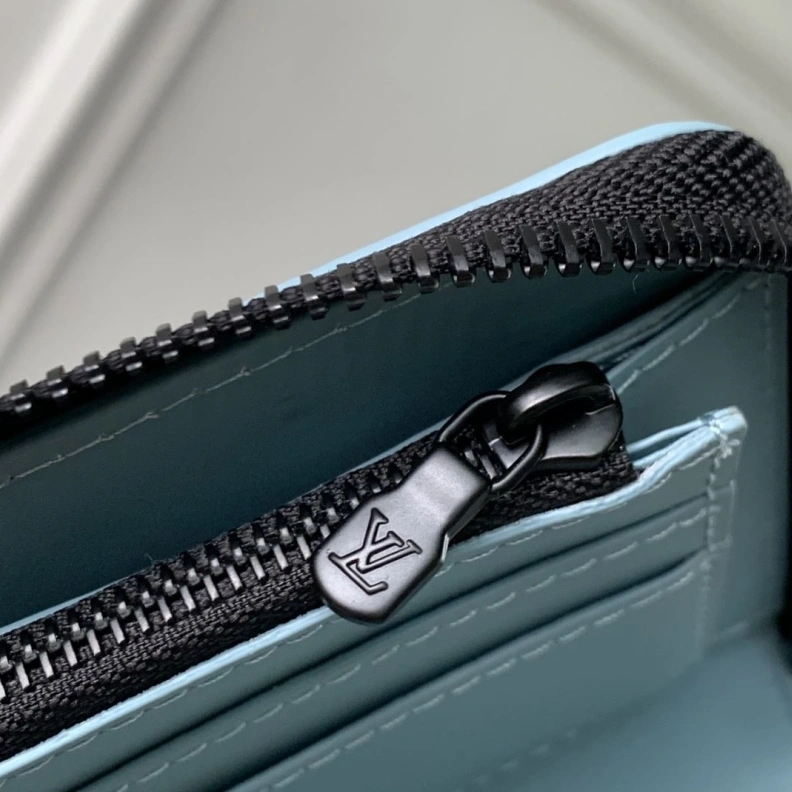 LX Wallets WellDesigned 762