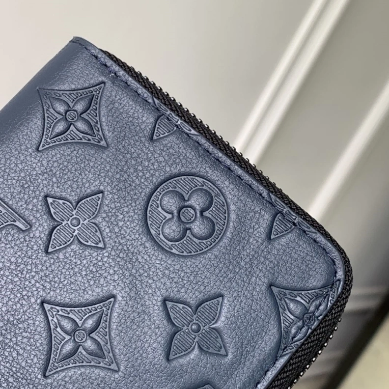 LX Wallets SportInspired 739