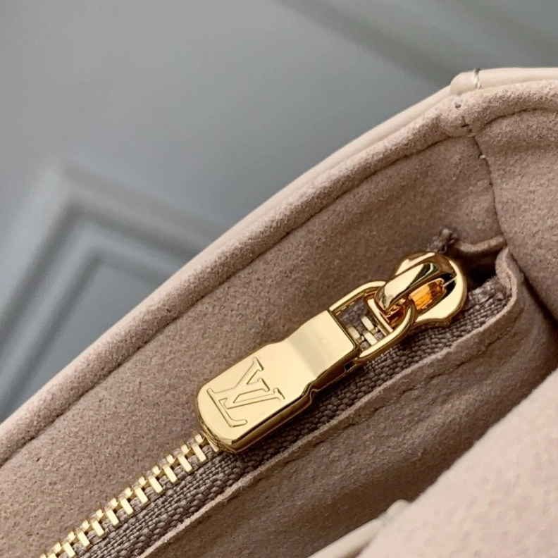 LX Satchel Bags Resilient 919