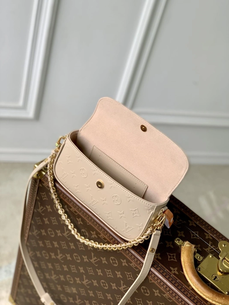 LX Satchel Bags Resilient 919