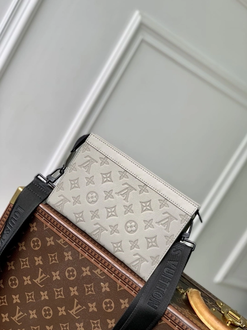 Reliable LX Satchel Bags 920