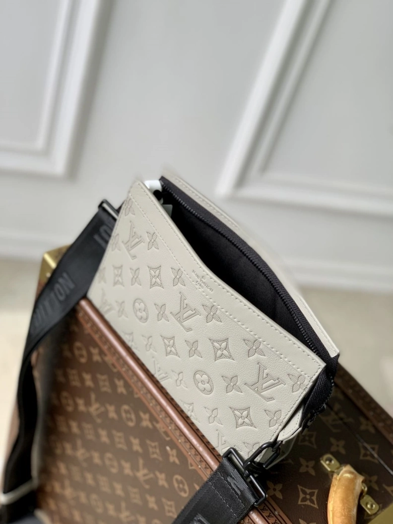 Reliable LX Satchel Bags 920