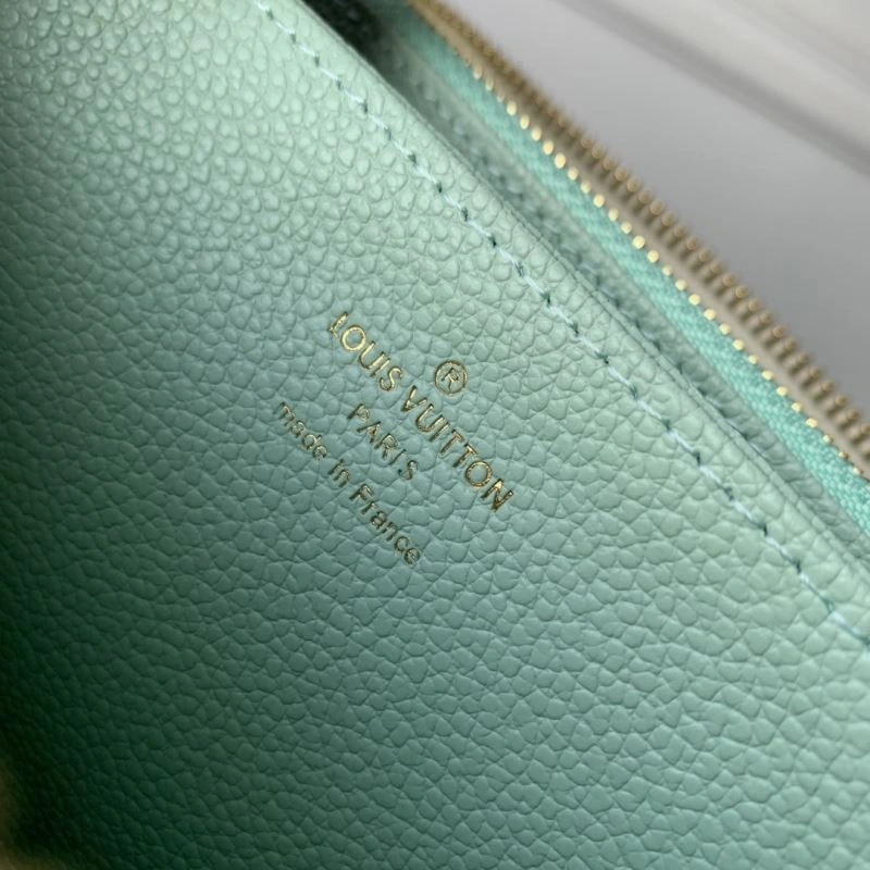 Classic LX Wallets 6582