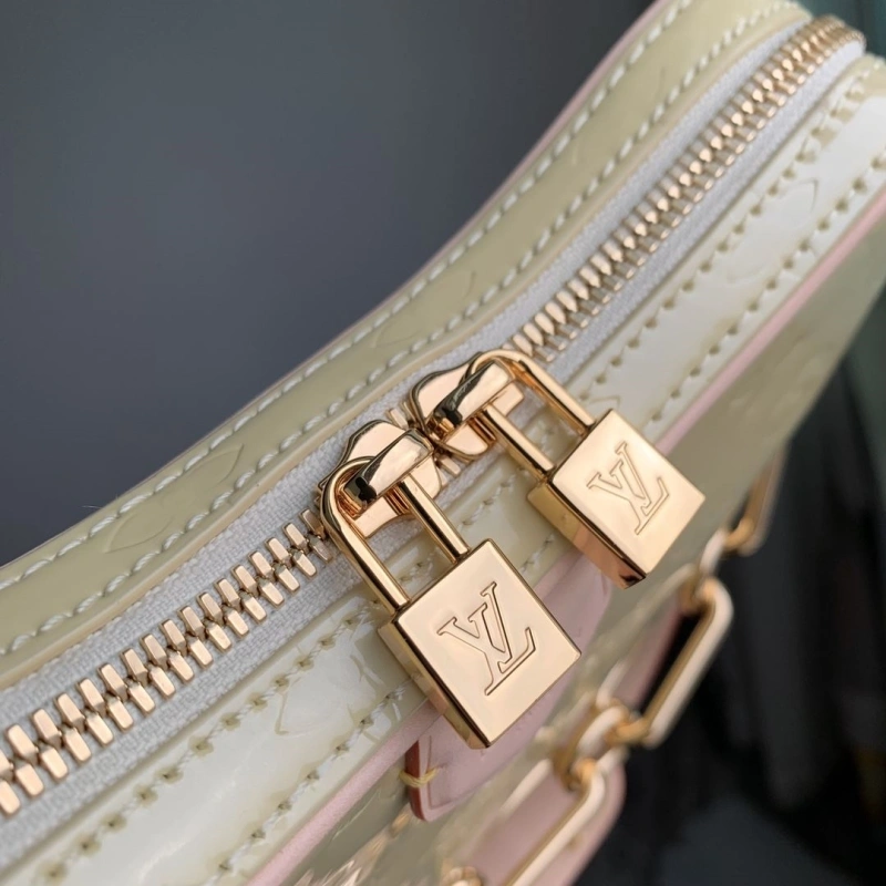 Sleek LX Top Handle Bags 6230