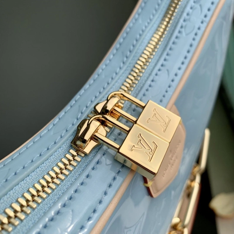 Timeless LX Top Handle Bags 6226