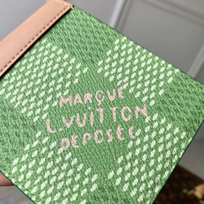 Unique LX Wallets 5656