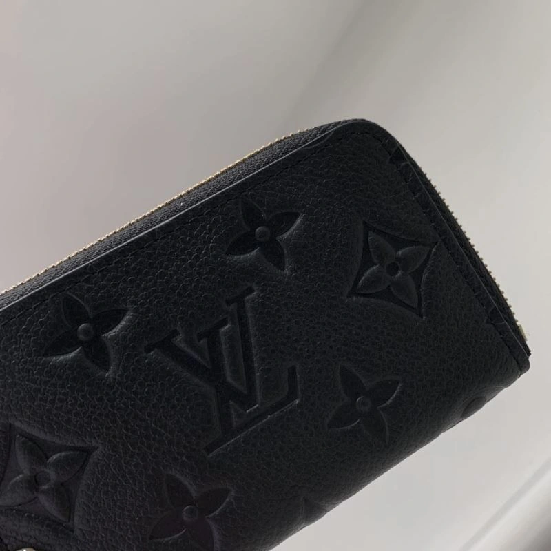 LX Wallets Practical 5603