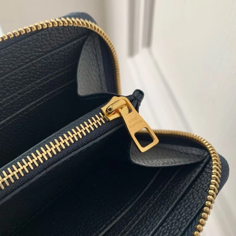 LX Wallets SportInspired 5607