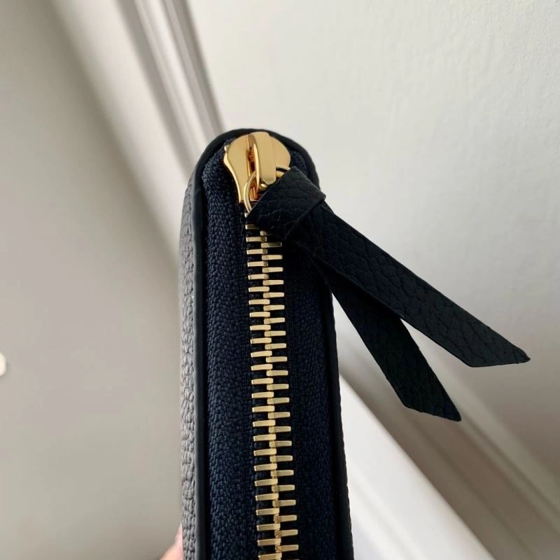 LX Wallets SportInspired 5607