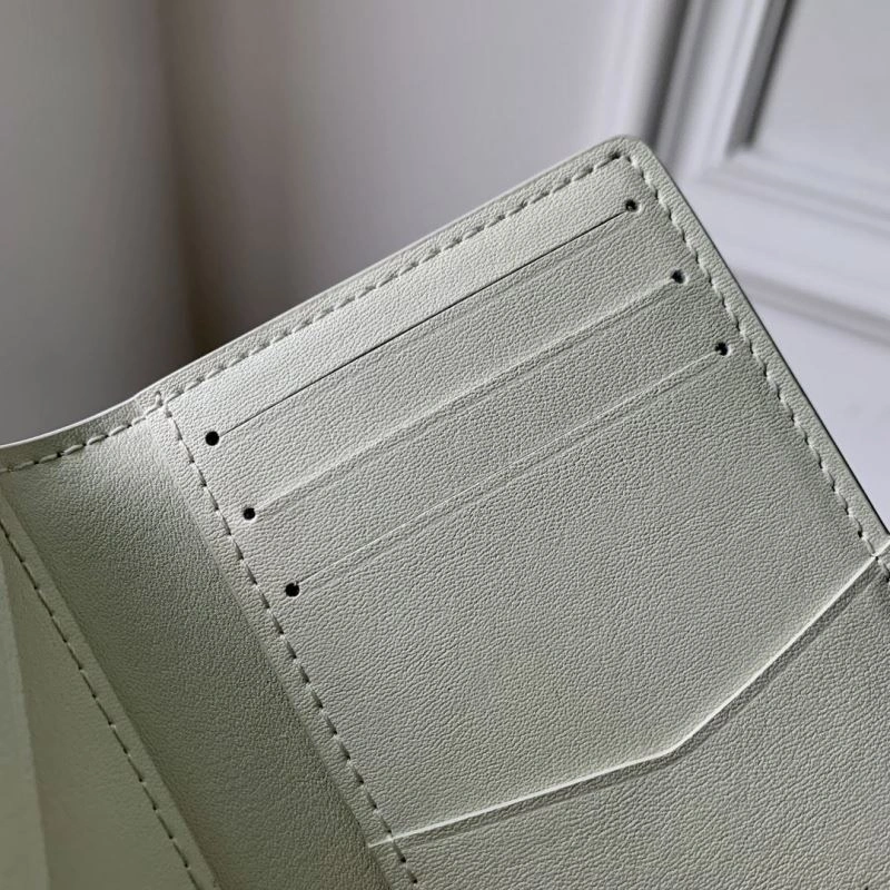 LX Wallets Refined 5616