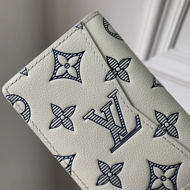 LX Wallets Refined 5616