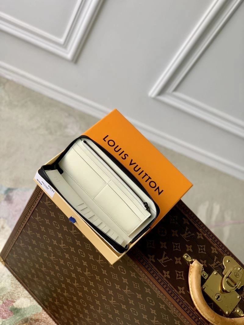 Flexible LX Wallets 5611