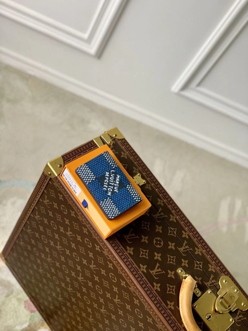 Breathable LX Wallets 5630
