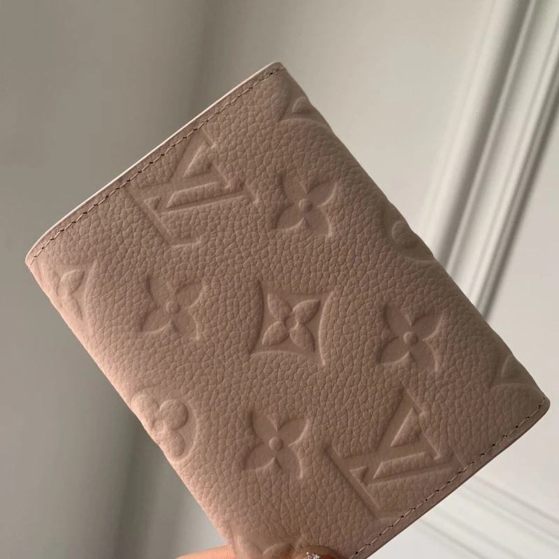 Lightweight LX Wallets 5575