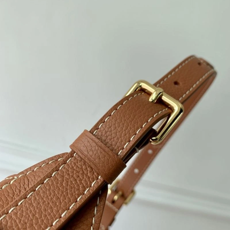 LX Top Handle Bags Bold 5688