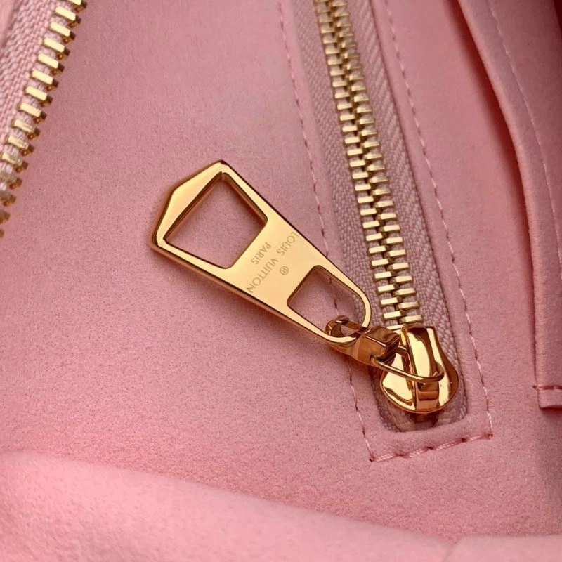 Trendsetting LX Top Handle Bags 5709
