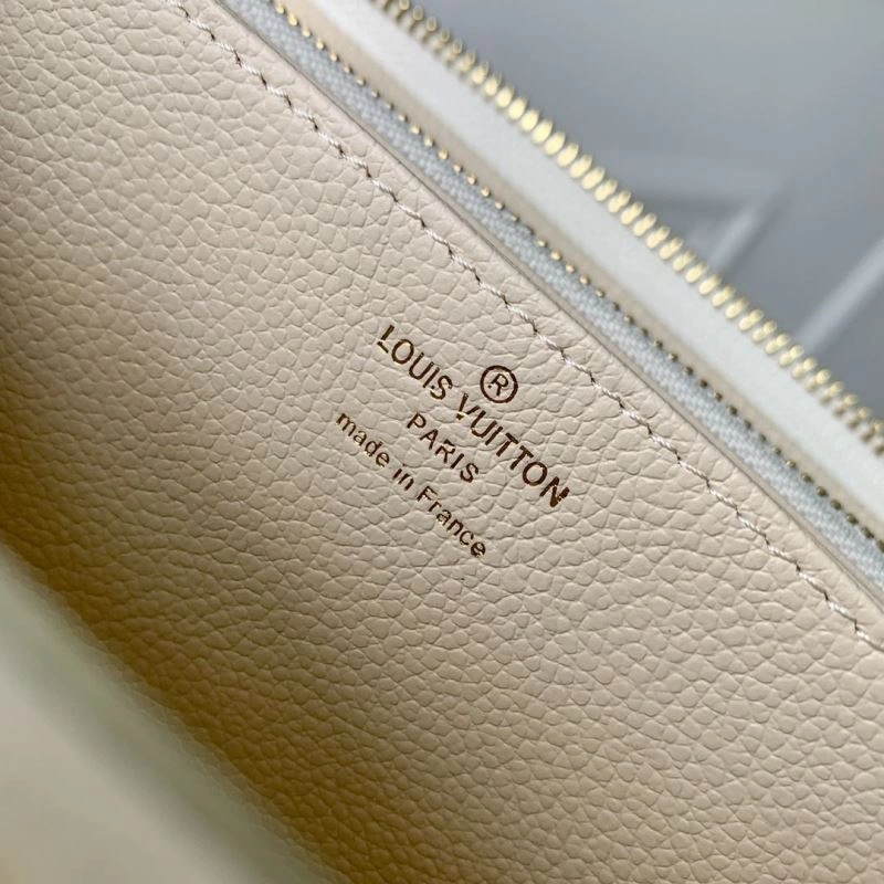 LX Wallets Practical 5574