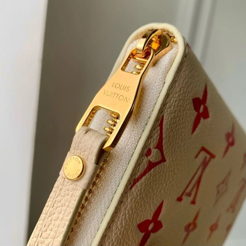 LX Wallets Practical 5574