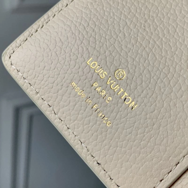 WellDesigned LX Wallets 5570