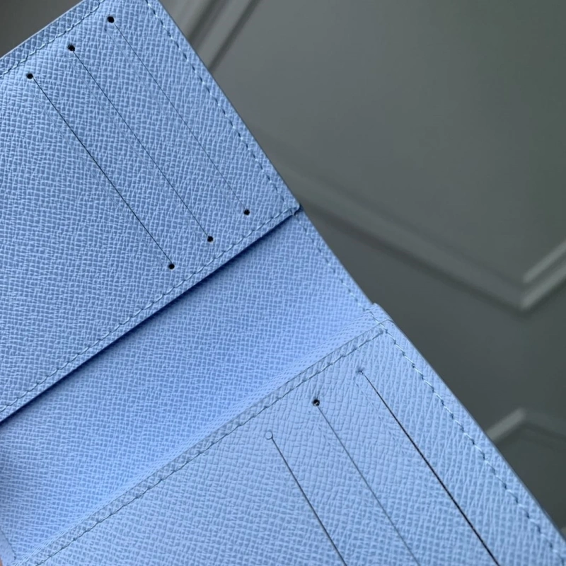 Affordable LX Wallets 4347