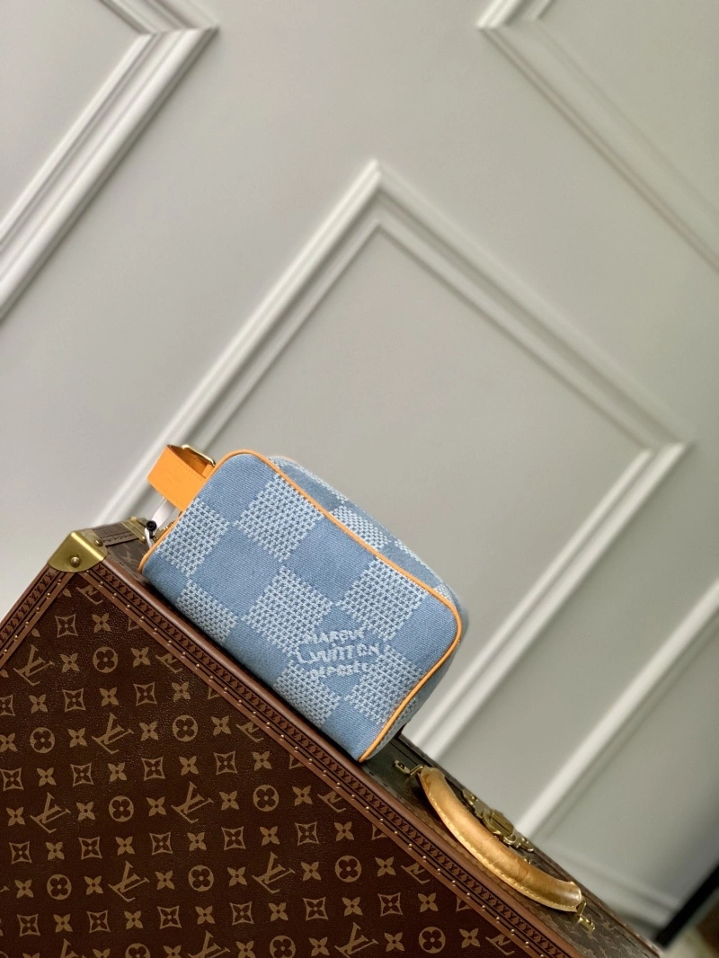 LX Cosmetic Bags GoAnywhere 4543