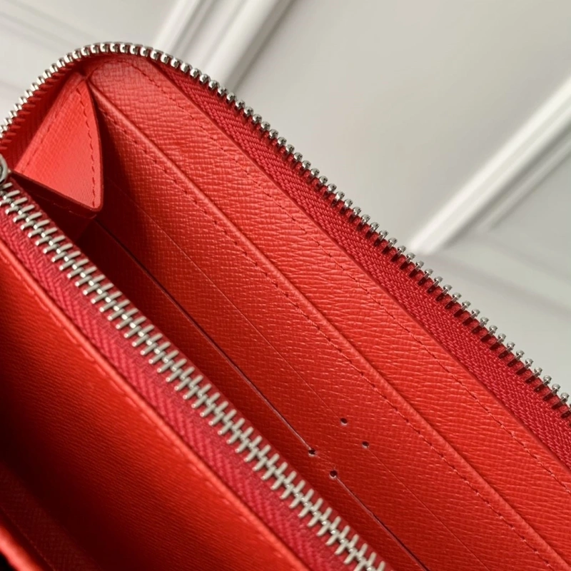 Efficient LX Wallets 4326