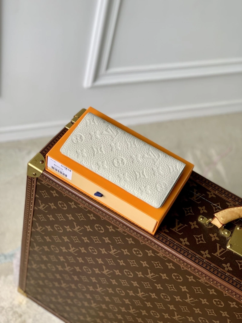 Refined LX Wallets 4329
