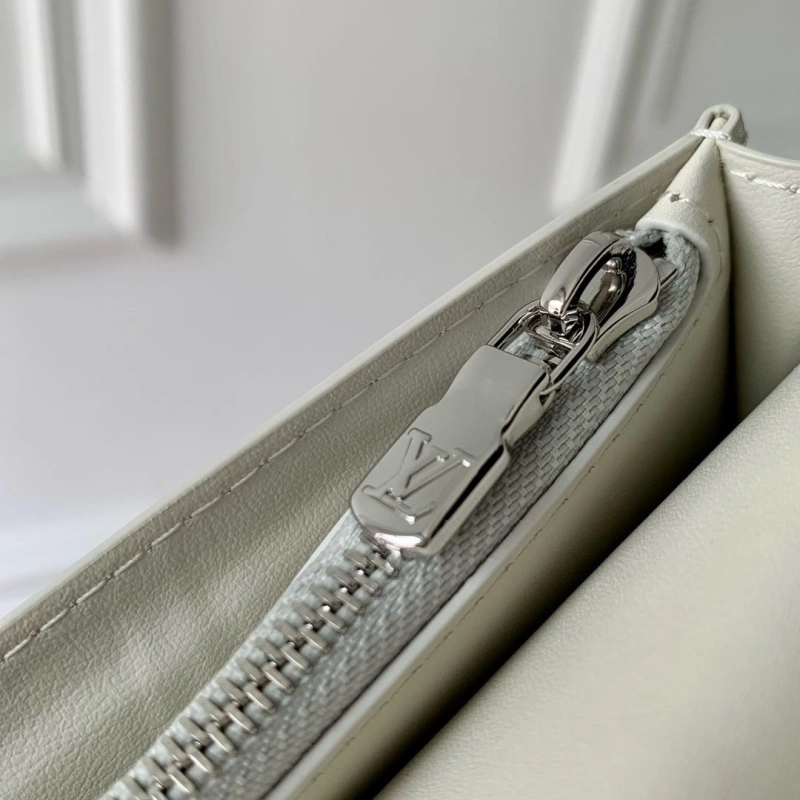 Refined LX Wallets 4329