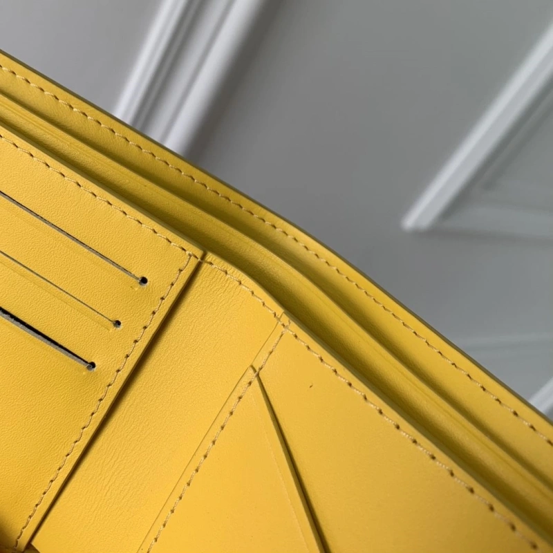 Classic LX Wallets 4292