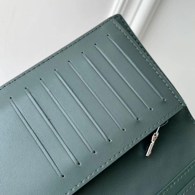 LX Wallets Refined 4282